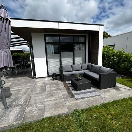 Ferienhaus / Chalet / Bungalow Am See, Holland, Niederlande, Lathum Экстерьер фото